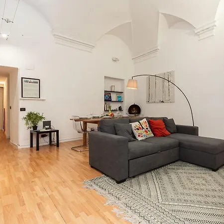 Quadrilocale A 50 Passi Dal Duomo, Primo Piano Nobile * Cenova