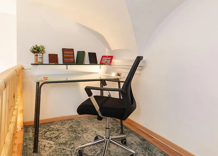 Quadrilocale A 50 Passi Dal Duomo, Primo Piano Nobile Apartmán Janov